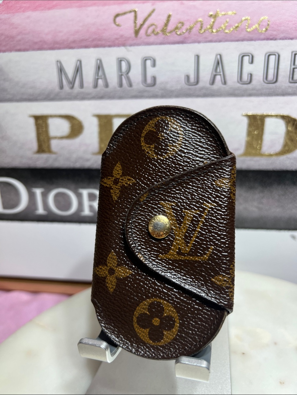 Louis Vuitton Brown Monogram Canvas Key Holder with Gold Hardware - Picture 3 of 12